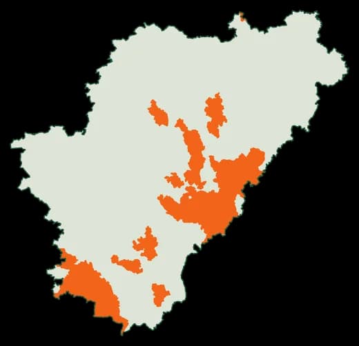 Silhouette du département Charente, zones soumises au débroussaillement en orange